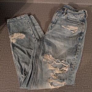 American Eagle Outfitters Light Blue Distressed Relaxed Jeans